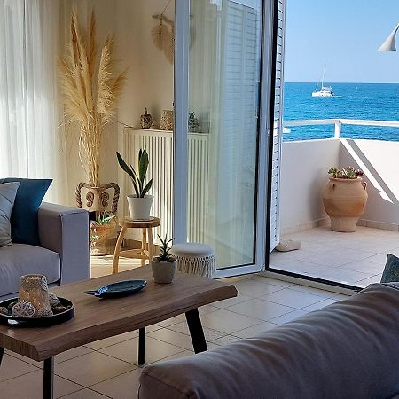 Amazing Beachfront Apartment In Hersonissos 外观 照片